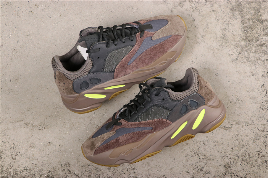 yeezy 700 boost - adidas