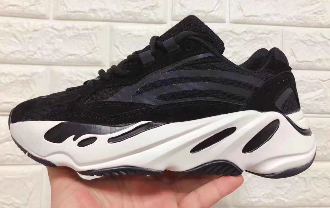 yeezy 700 boost - adidas