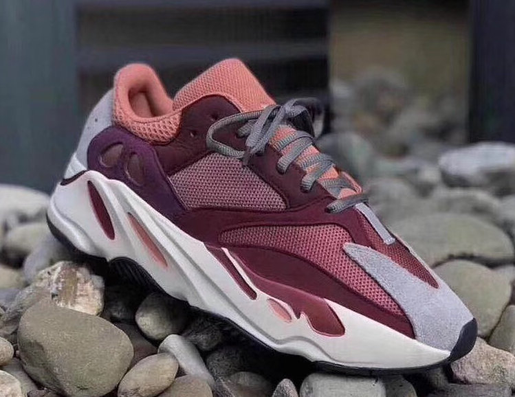 yeezy 700 boost - adidas