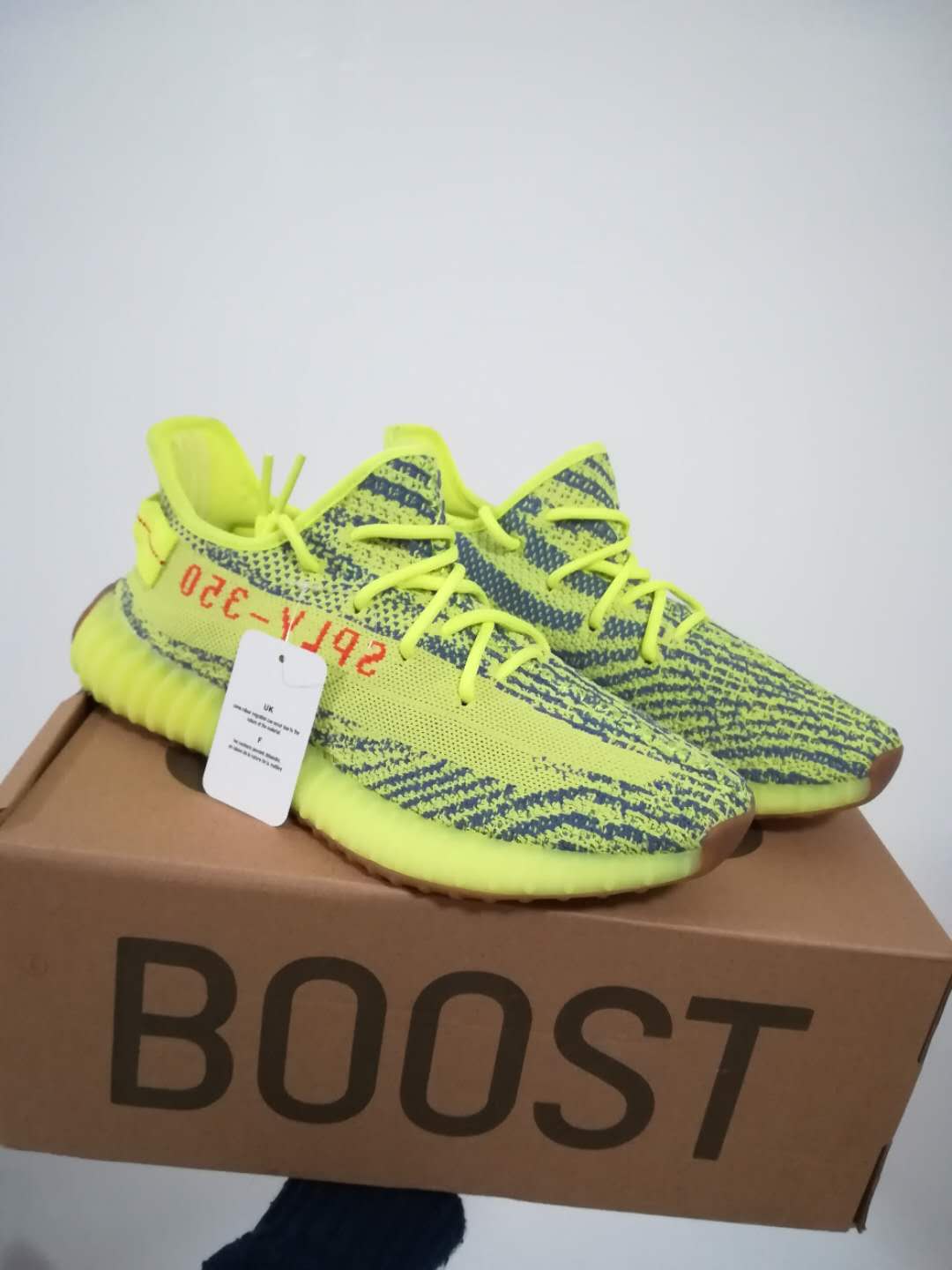 yeezy boost 350 v2 - adidas