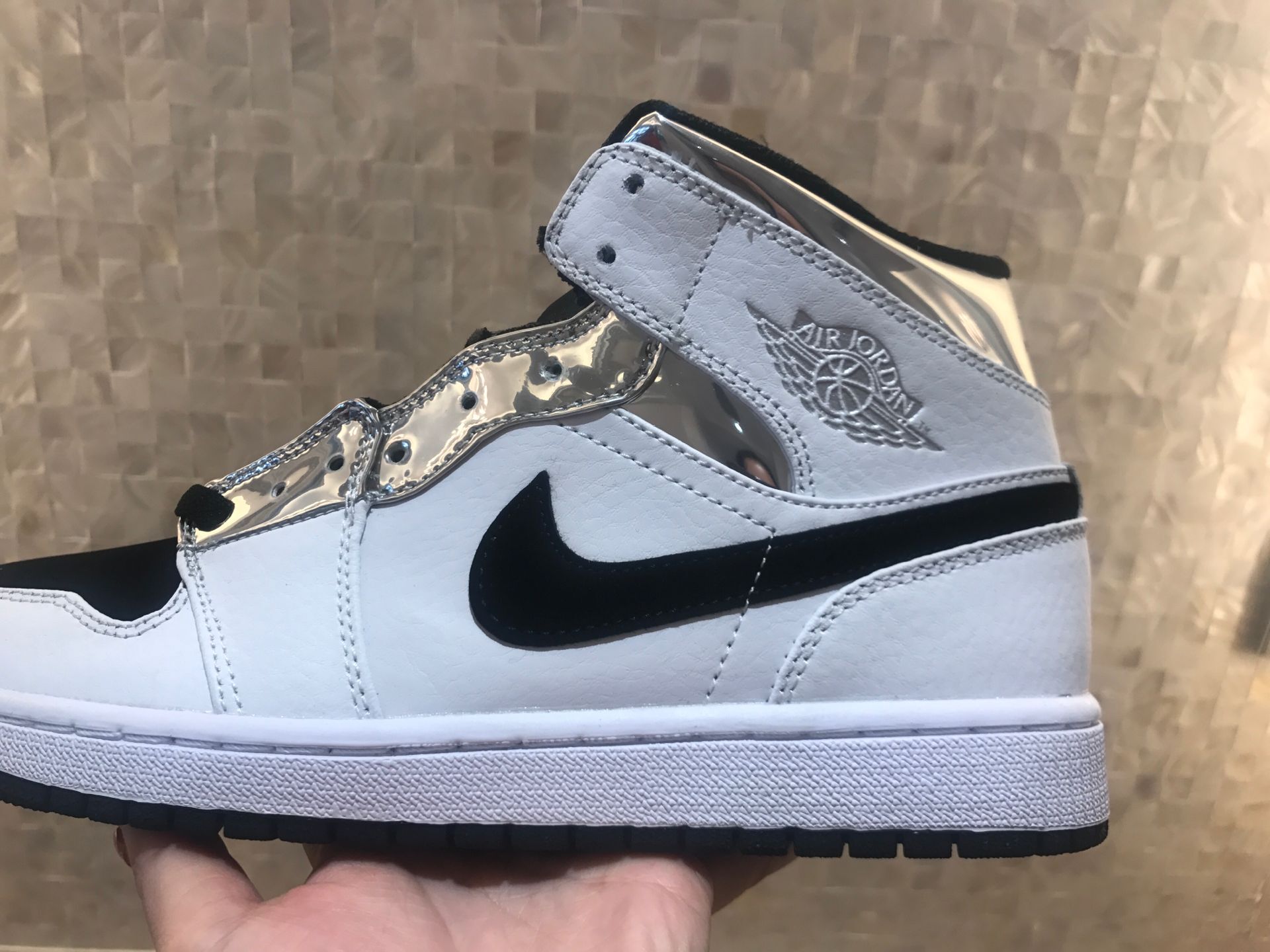 air jordan 1 retro mid - jordan