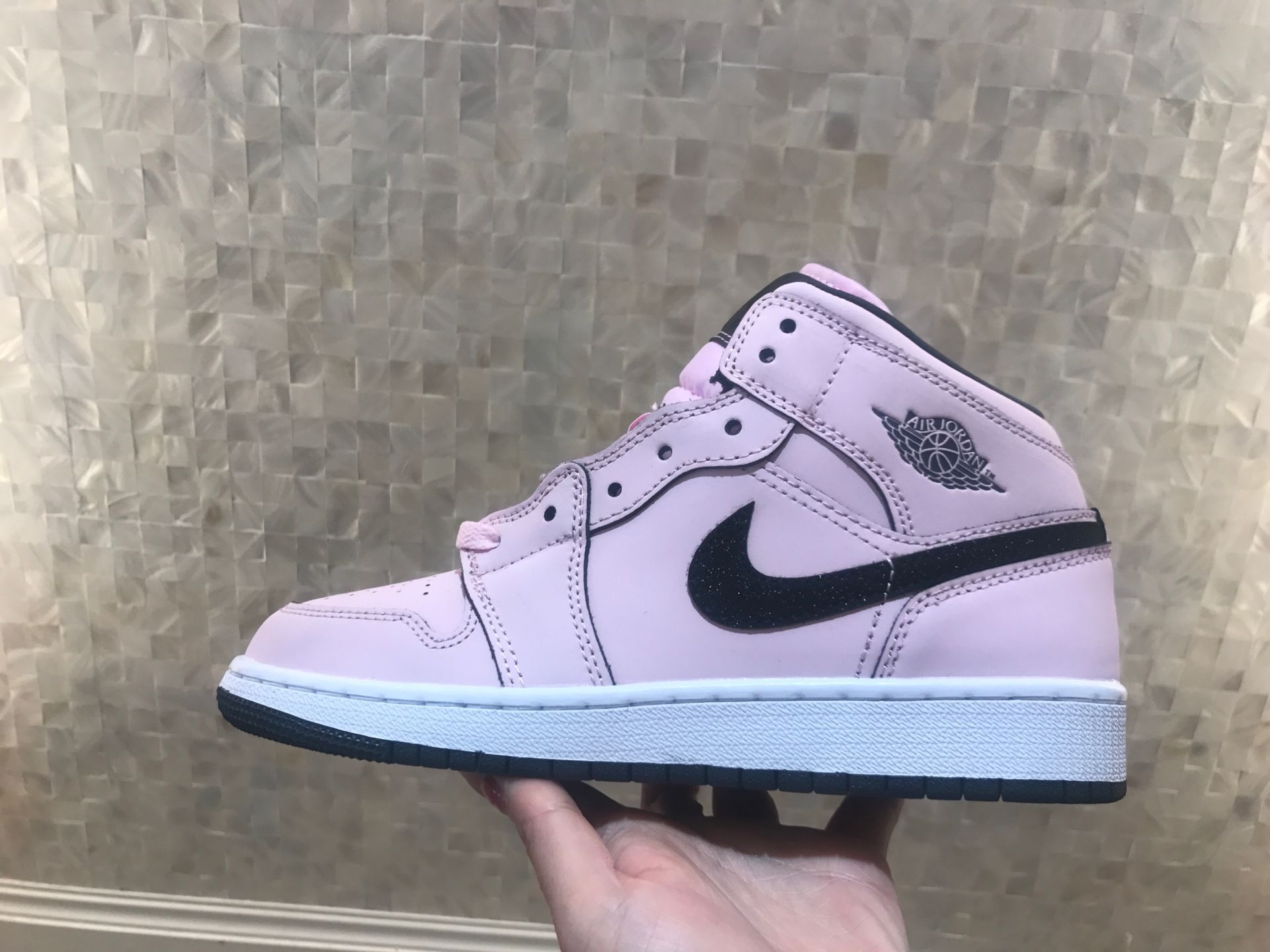 air jordan 1 retro mid - jordan