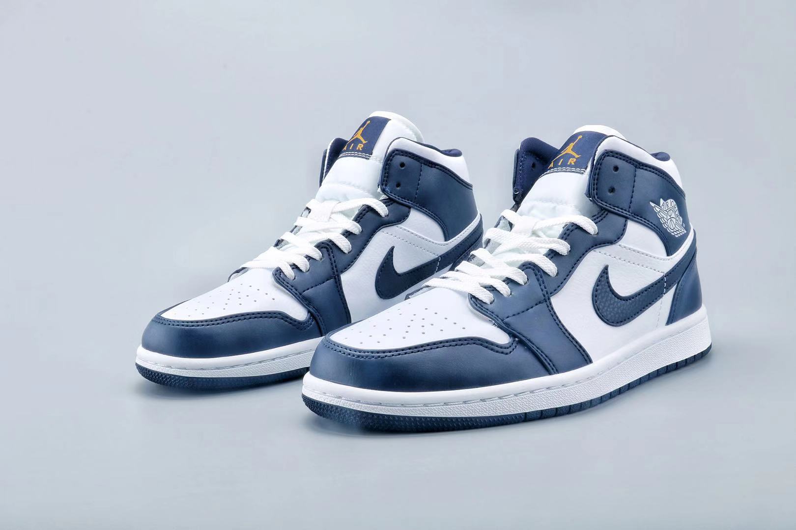 jordan air jordan 1 retro mid