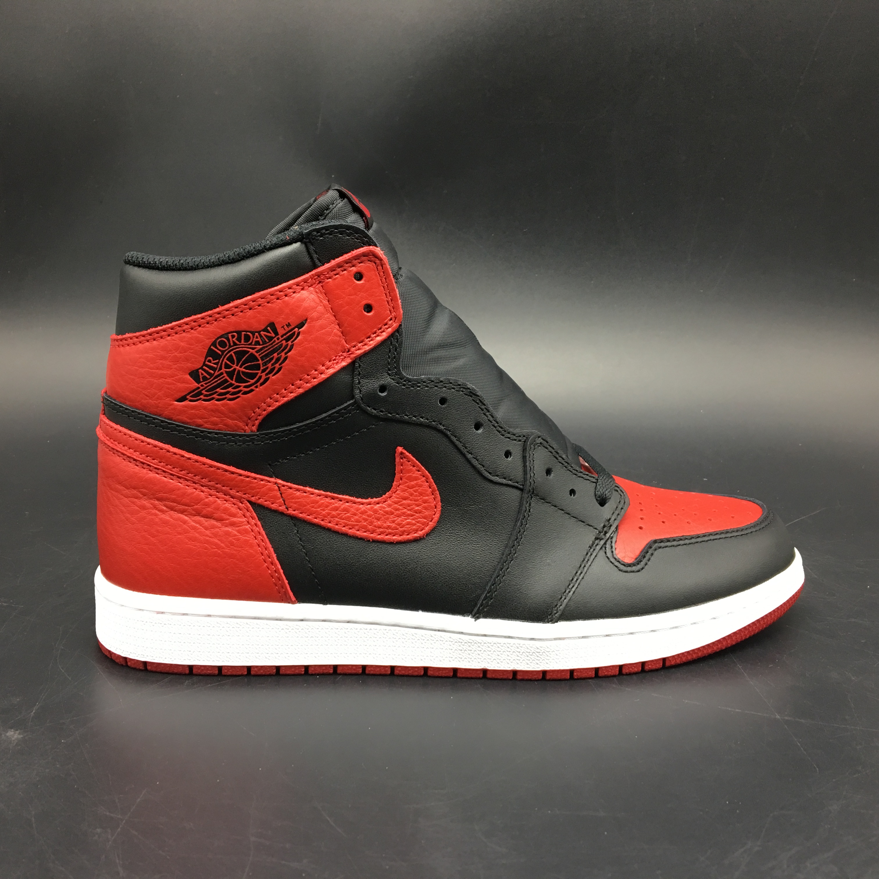 air jordan 1 retro high - jordan