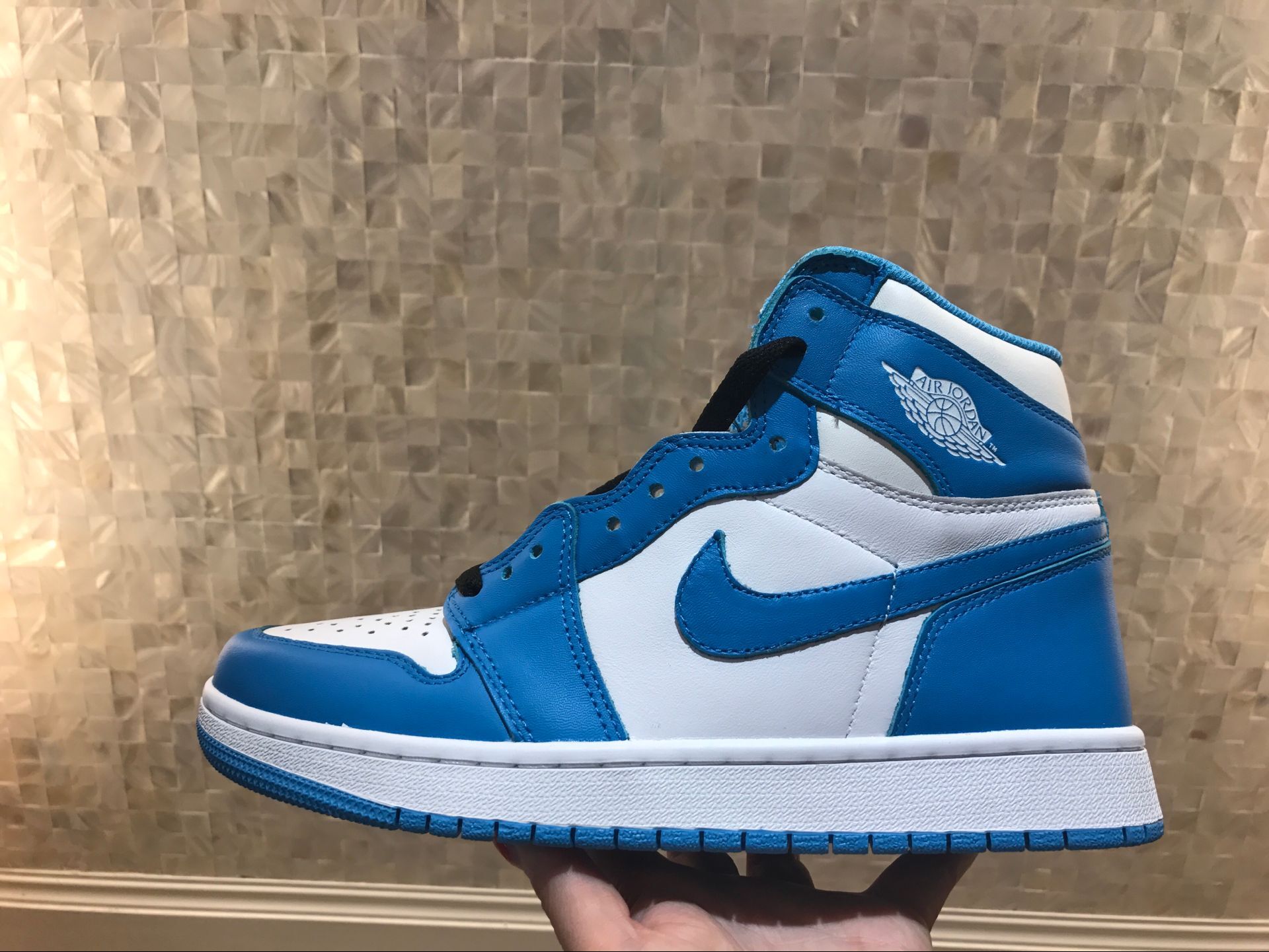 air jordan 1 retro high - jordan
