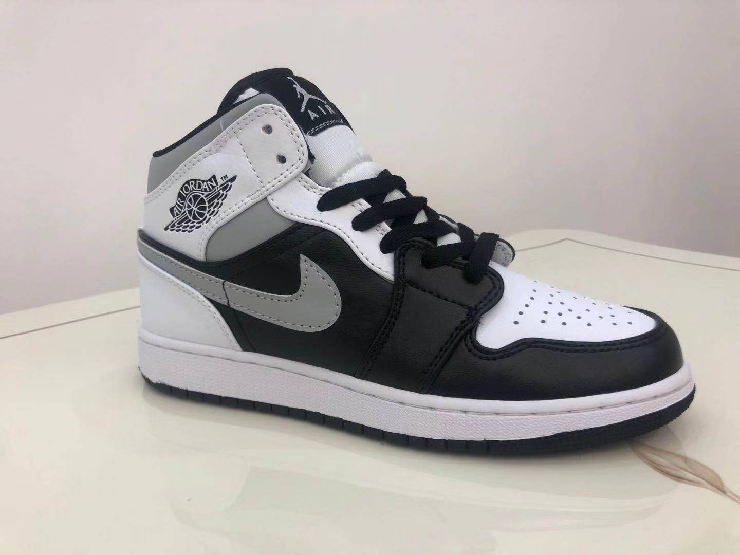 air jordan 1 retro mid - jordan