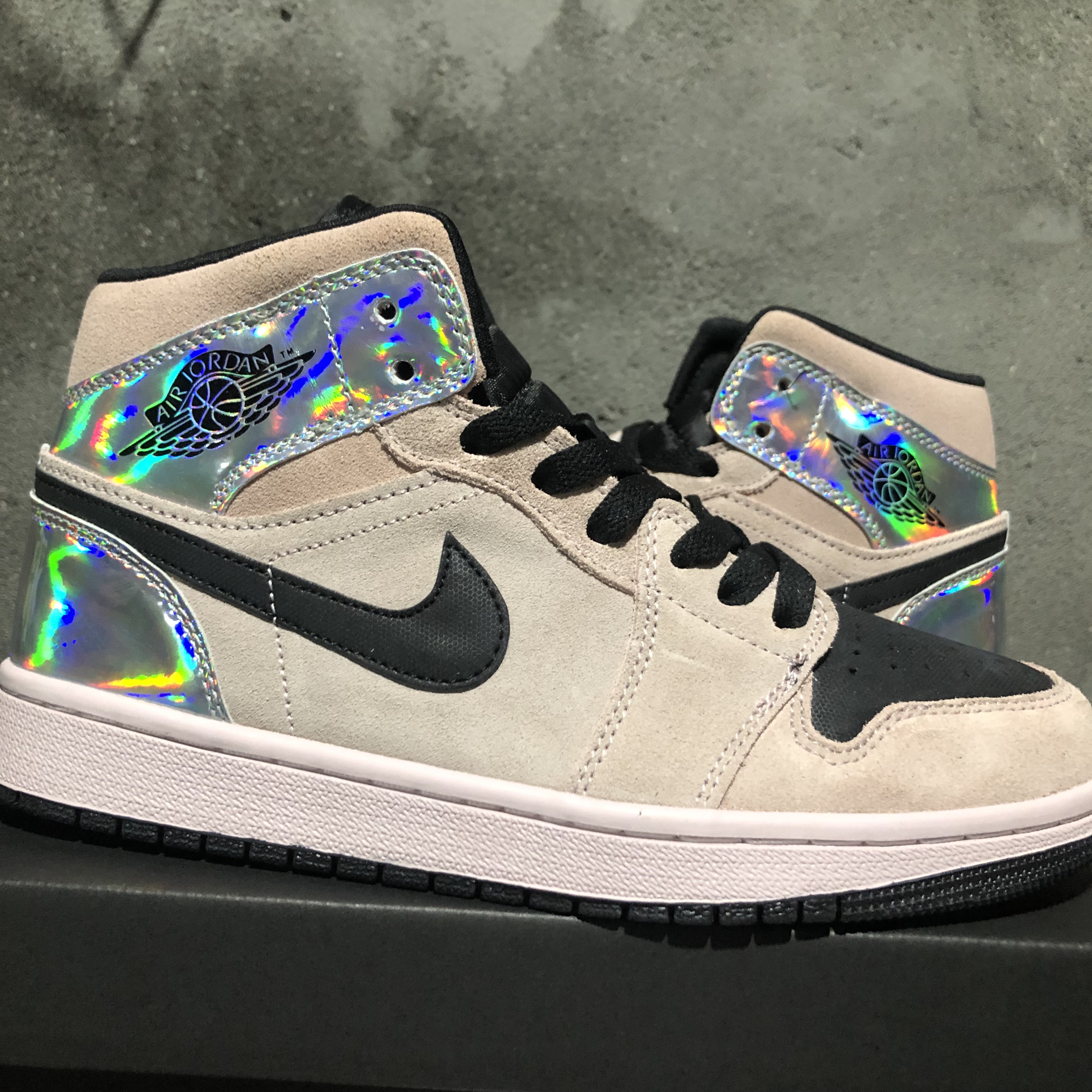 air jordan 1 retro mid - jordan