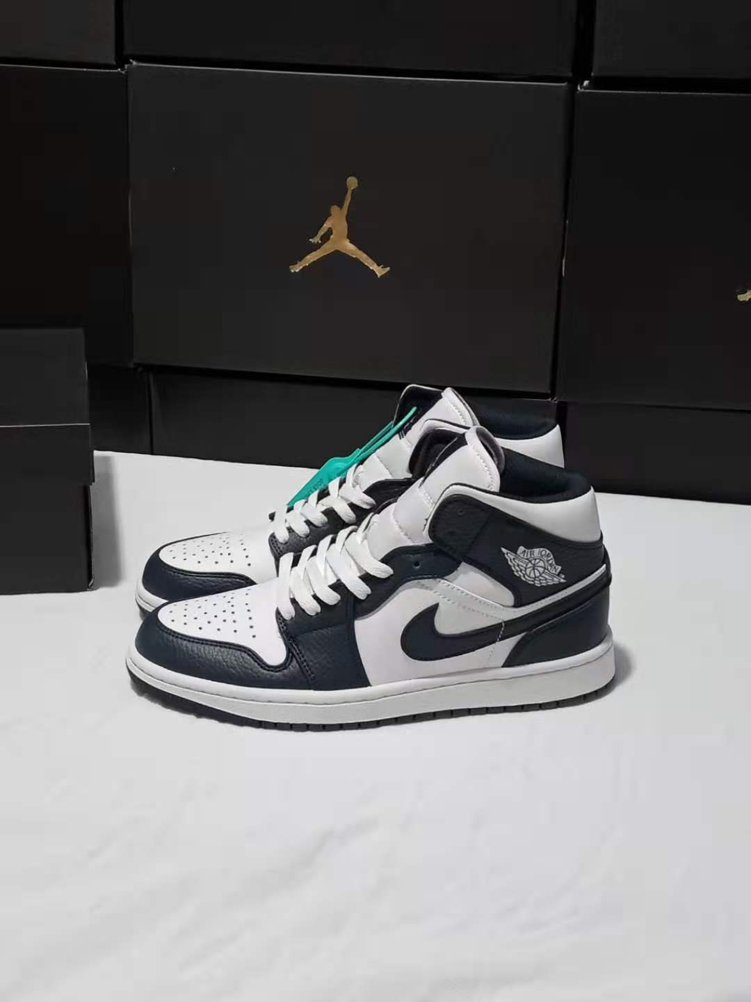 air jordan 1 retro high - jordan