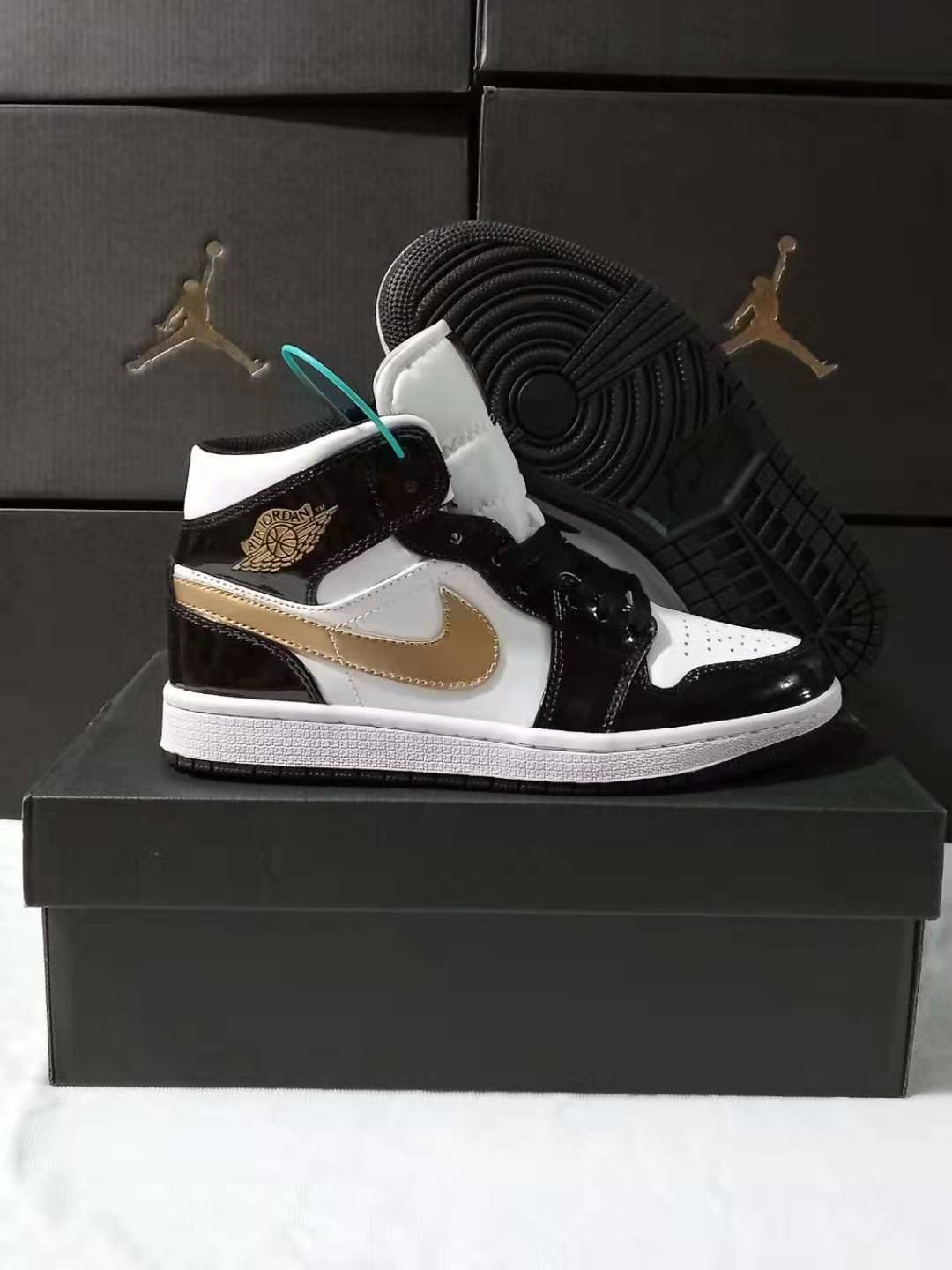 jordan air jordan 1 retro mid