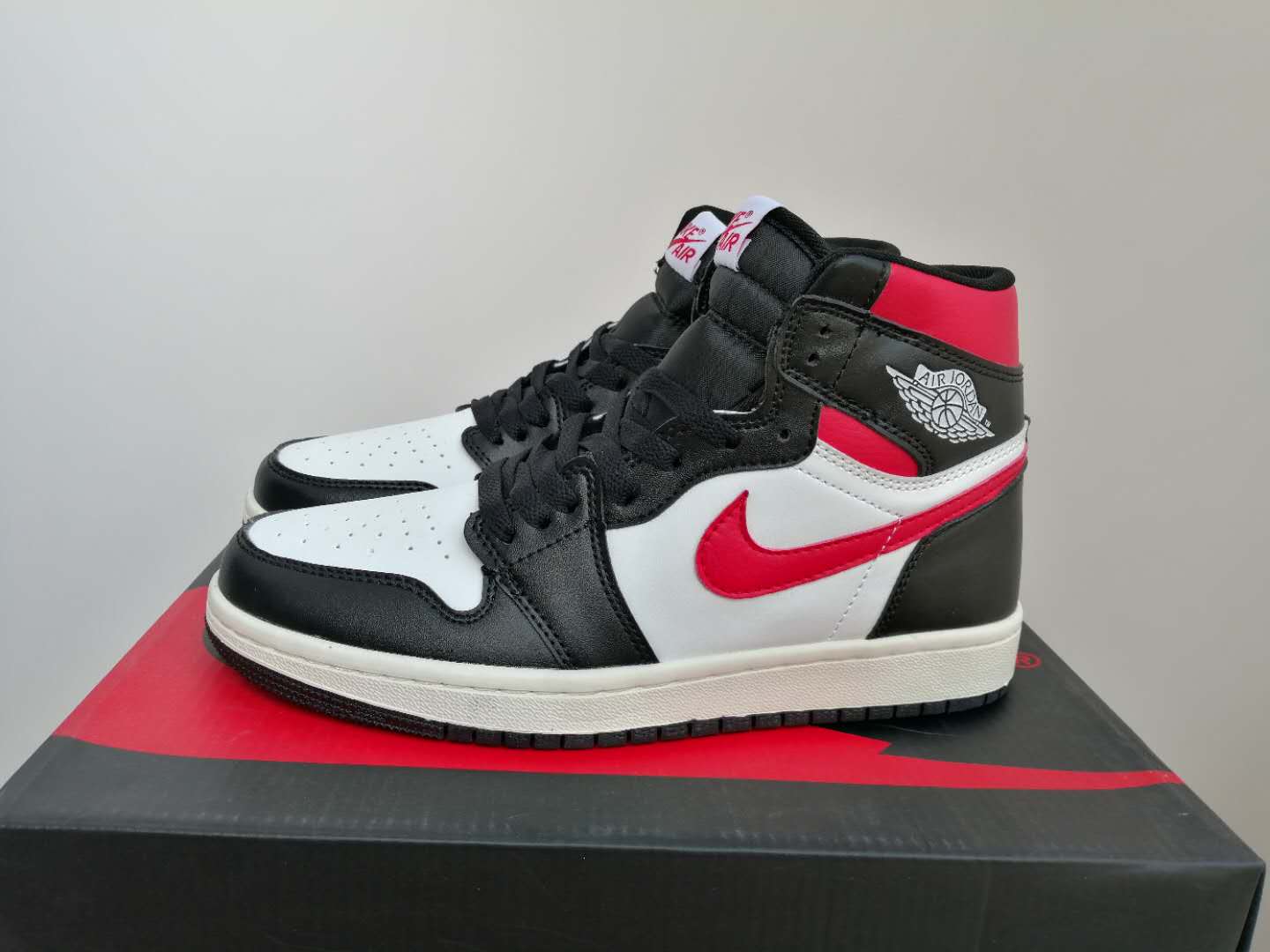 air jordan 1 retro high - jordan