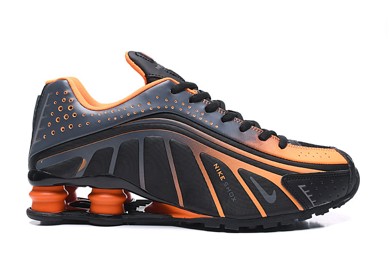 shox r4 - nike